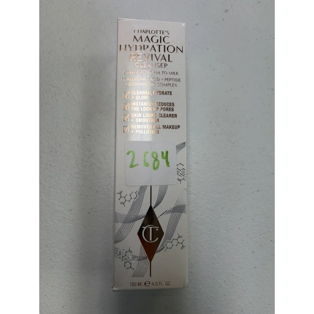 Charlotte Tilbury Magic Hydration Revival Facial Cleanser - 4 fl.oz *NEW IN BOX*